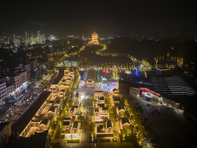 庙街全景.jpg